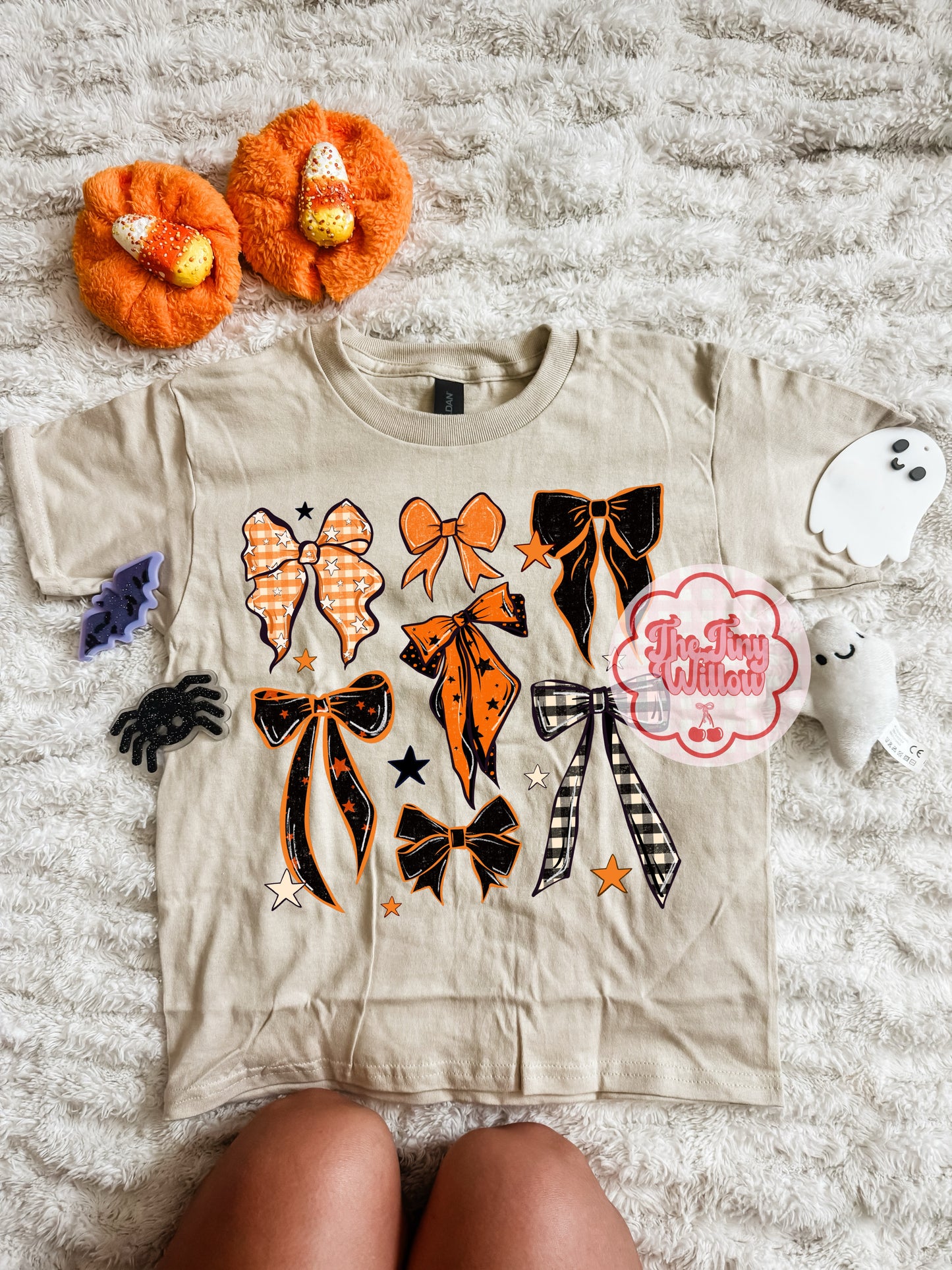 Orange/Black Bows